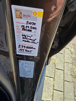 KIA CARENS 2018, 1685.00 cm³ 104.00 kW - 9