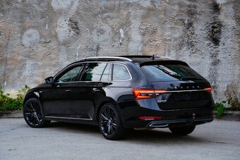 ✳️ Škoda Superb Combi 2.0 TDI Laurin&Klement DSG - 9