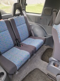 Toyota RAV4 - 9