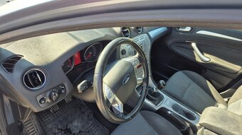 Ford Mondeo Combi 2.0 DCTi 103 Kw M6 - 9