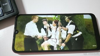 Motorola e6 plus 50€ - 9