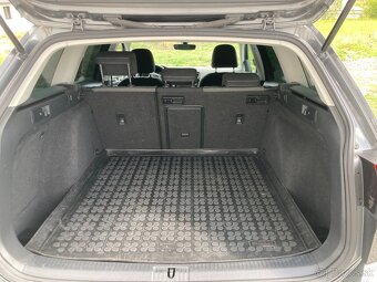 Golf Variant 2.0 TDI Comfortline - 9
