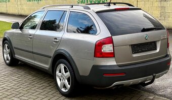 Škoda Octavia 2 SCOUT 2.0 TDi 103kw 4x4 XENON VYHREV - 9