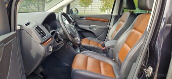Volkswagen Sharan 2.0 TDI DSG Highline - 9