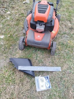 Husqvarna motorova kosacka LC356V - 9