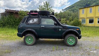 Lada Niva 1.7i - 9
