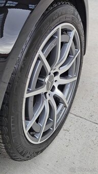 Mercedes E63s AMG - 9