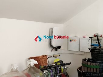 Znížená cena Predaj, 2 zrekonštruované viničné domy - - 9