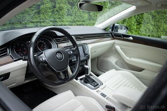 Volkswagen Passat Variant 2.0 TDI 176kw 4MOTION DSG Highline - 9