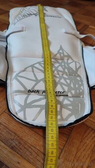 Na predaj chránič chrbta Atomic - 9