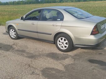 Daewoo Evanda - 9