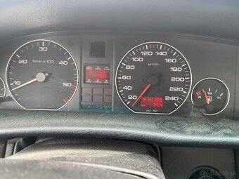 Audi A6 c4 - 9