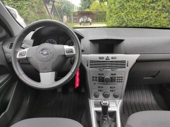 Astra combi 1.6 benzín - 9