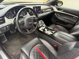 Audi S8 Plus Quattro 4.0 TFSI - 9