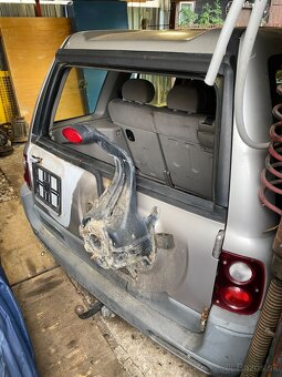 Land rover freelander 1.8b - 9