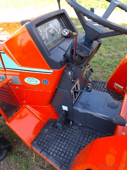 Malotraktor KUBOTA L1-205 - 9