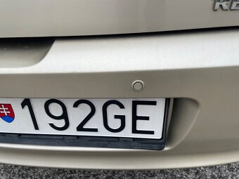 Renault Clio III, 1,2 16V, rv 2007, iba 60000km, kúp. v SR - 9