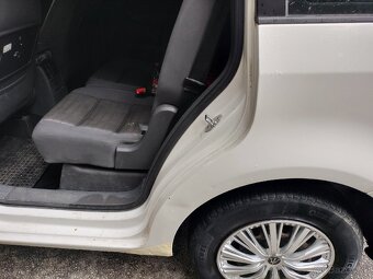 Volkswagen TOURAN 1.9 TDI ELEGANCE 77KW M6 ROK 2006 - 9