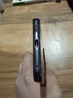 Predám Samsung Galaxy S22 8GB Rám 256GB Black - 9