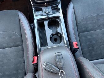 Ford Kuga 1.5 Ecoboost ST-Line - 9