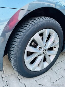 Škoda Octavia 3 facelift 2018 - 9