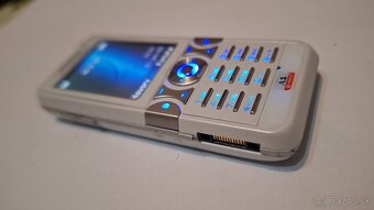 Sony ericsson K550i - 9