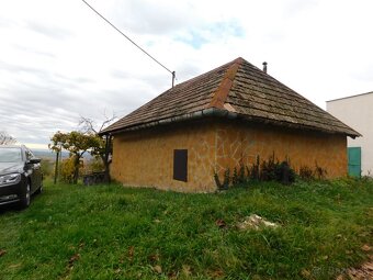 Romantický viničný domček . - 9