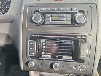 VW CADDY 2.0TDI LONG VERZIA 7 MIESTNE DSG - 9