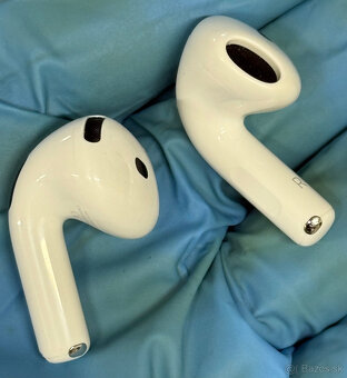 Apple AirPods 4 (ANC) - 9