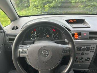 Predám Opel Meriva 1.4 rok výroby 2005 66kw - 9