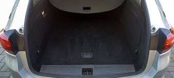 Opel Astra Sport Tourer 1.5 CDTI Ultimate Možný Leasing - 9