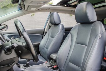 Hyundai i30 CW 1.6i CRDi HP 16V DOHC Style - 9
