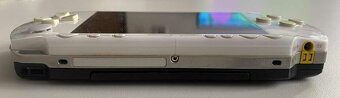 PSP 1000 White/Black + 64GB - 9