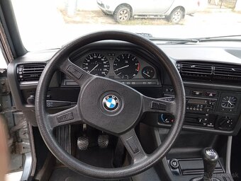 BMW E30 Coupé - 9