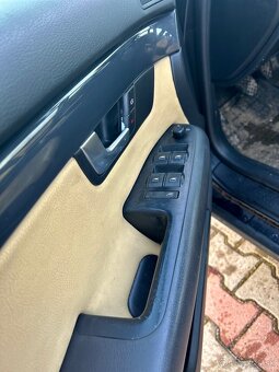 Audi A4 B6 1.9tdi 96kw - 9