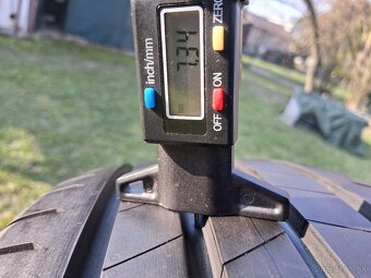 215/60 r17 letne pneumatiky - 9