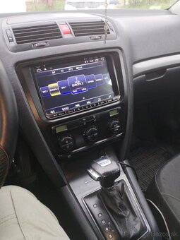 Škoda Octavia combi II 2.0tdi automat - 9