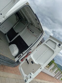 Predám dodávku opel movano spoľahlivá - 9