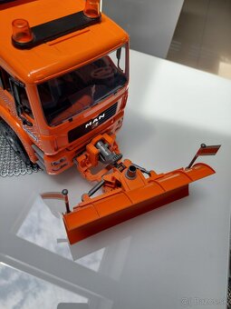 Cestárske auto zn. BRUDER 3785MAN TGS - 9