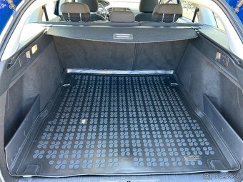 Peugeot 308SW 1,5bluehdi - 9