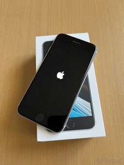 iPhone Se 2020 64gb - 9