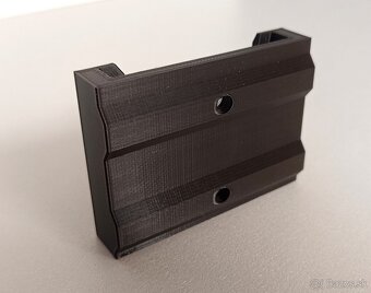 Nástenný držiak na organizáciu batérií Metabo CAS 18V - 9