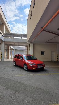 Volvo V70 D5, manuál - 9