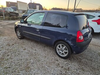 Renault clio - 9