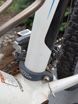 NOVA CENA TREK 4 series aluminium - 9