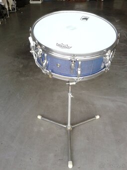 Predam Vintage Amati snare so stojanom.1960 65 eur - 9