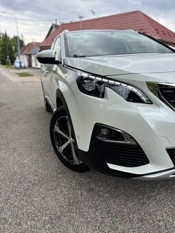 Peugeot 5008 - 9
