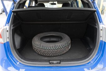 Hyundai ix20 1.4 CRDi, 78k, 6st., Klíma, Po servise - 9