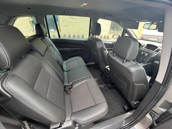 Opel zafira 7miestna/2006 - 9