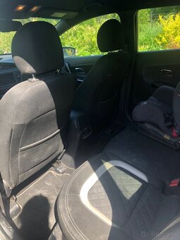 KIA Ceed SW 1,6 CRDI GT-Line - 9